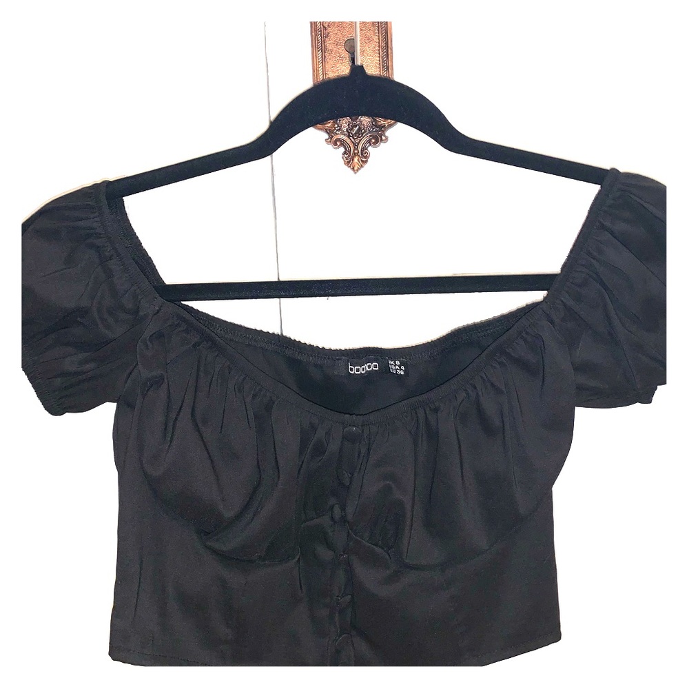 Black cropped blouse